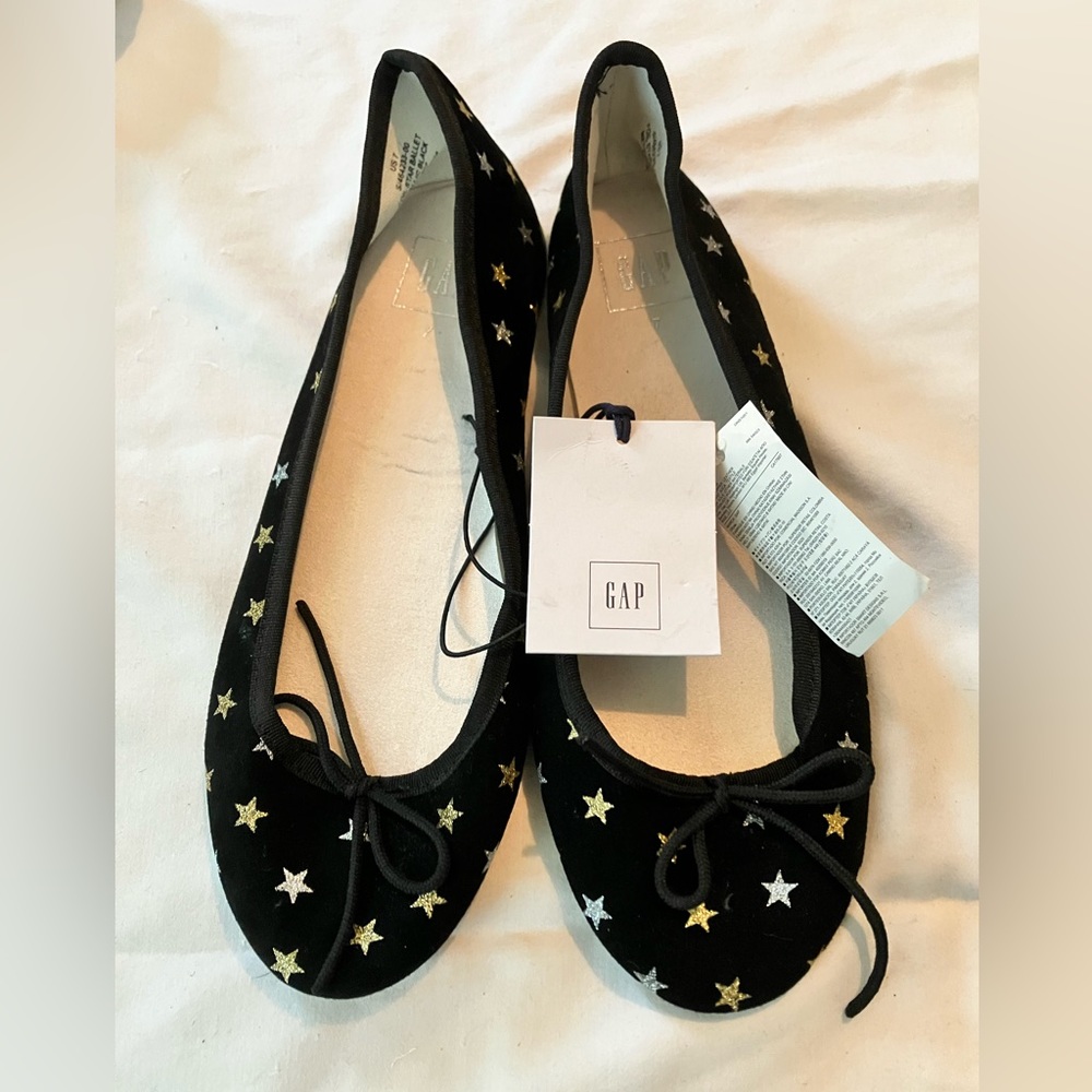 Gap Black Suede Ballet Flats Size 7